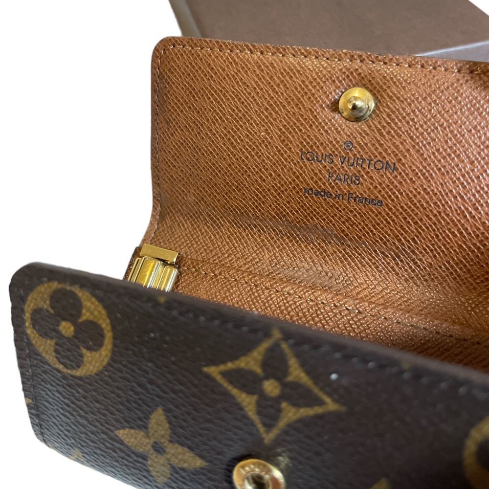 Louis Vuitton Key Case - Picture 5 of 7
